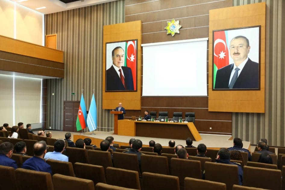 Fövqəladə hallarla bağlı davranış qaydaları barədə silsilə tədbirlər keçirilib
