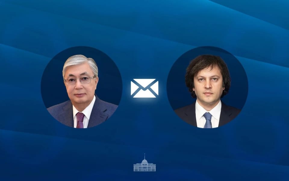 Tokayev Gürcüstanın Baş naziri ilə telefon danışığı aparıb