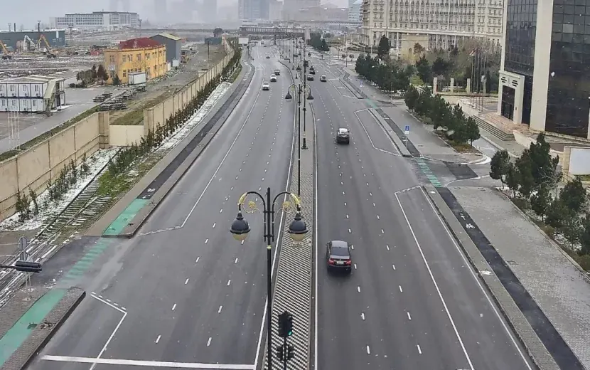 Bəzi yollarda nəqliyyat vasitələrinin hərəkəti tam məhdudlaşdırılacaq
