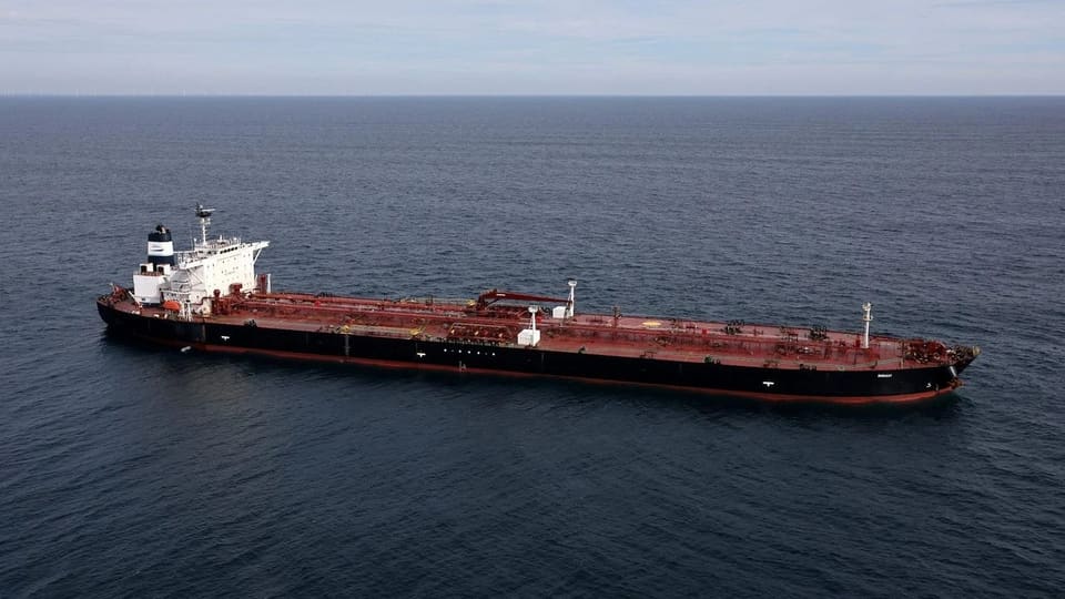 ABŞ Hind okenında tanker ələ keçirib