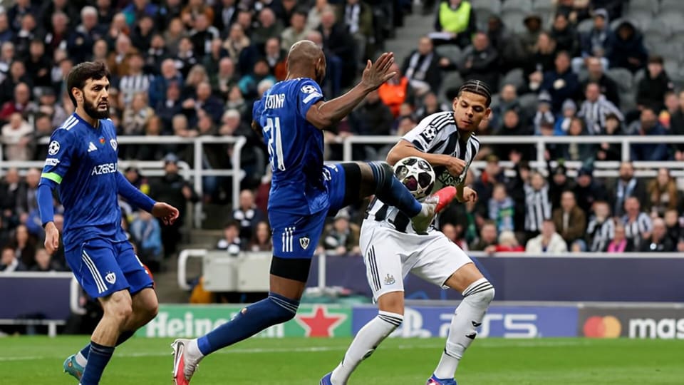 "Qarabağ"ın müdafiəçisi: Çempionlar Liqasından başımız dik şəkildə ayrıldıq 