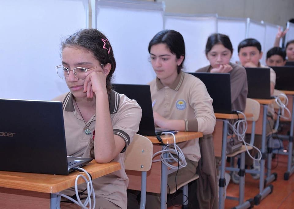 Şagirdlərin elektron yerdəyişməsi başlayıb