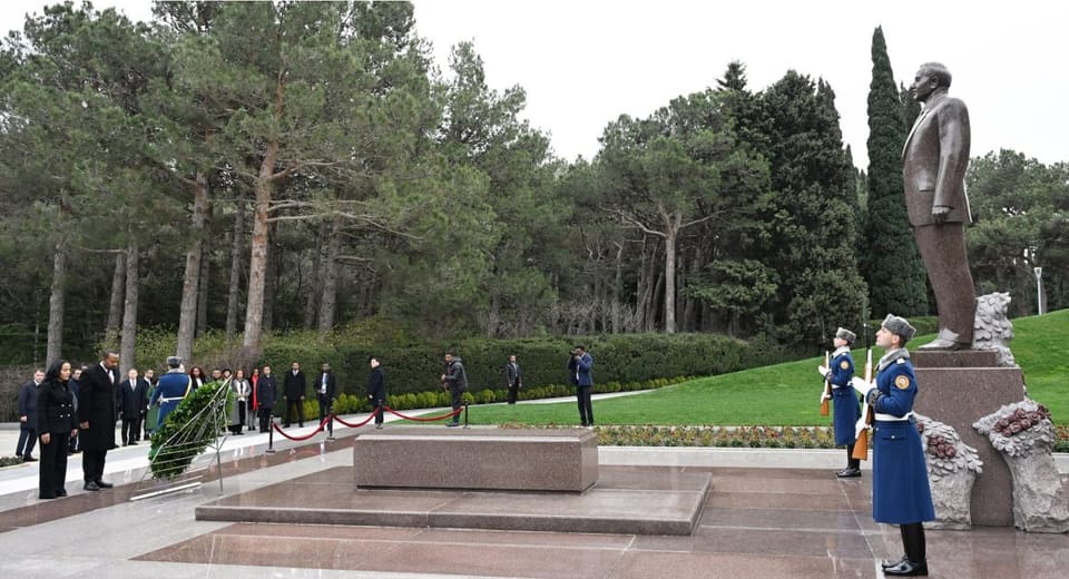 Efiopiyanın Baş naziri Fəxri xiyabanı ziyarət edib