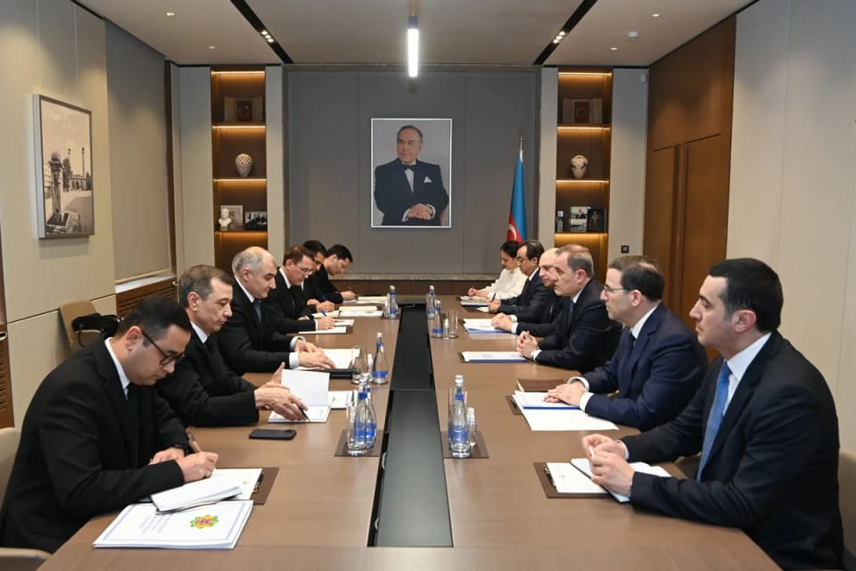 Azərbaycan və Türkmənistan arasında siyasi məsləhətləşmələr keçirilib