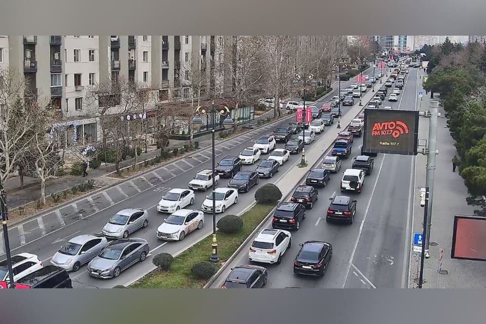 Hazırda Bakıda sıxlıq müşahidə olunan yollar açıqlanıb