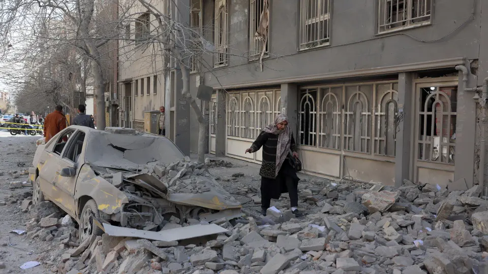 İran ABŞ və İsrailin hava hücumlarında ölənlərin sayının 1230-a çatdığını bildirir