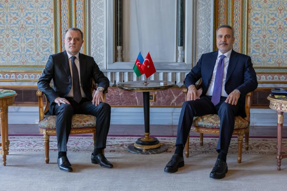 Azərbaycan və Türkiyə XİN başçıları İstanbulda görüşüb - YENİLƏNİB 2