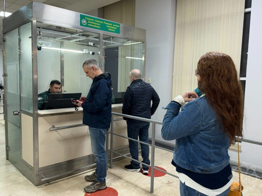 “Astara” sərhəd-keçid məntəqəsi ilə İrandan daha bir qrup diplomat təxliyə edilib