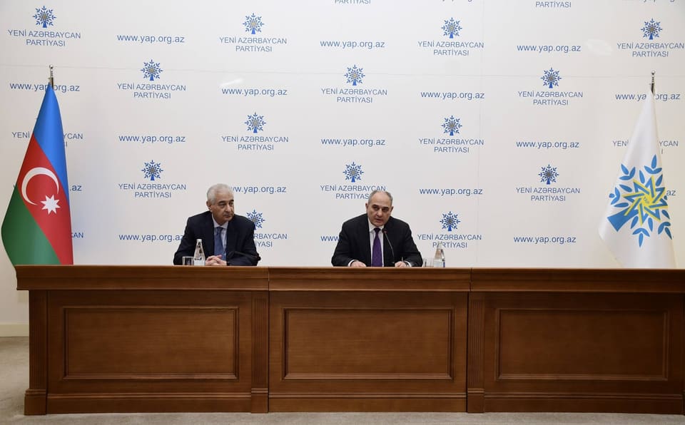 Yeni Azərbaycan Partiyasının İdarə Heyətinin iclası keçirilib
