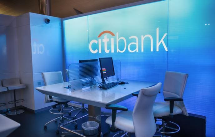 Dubay və Manamadakı "Citibank" filiallarına dron hücumları edilib