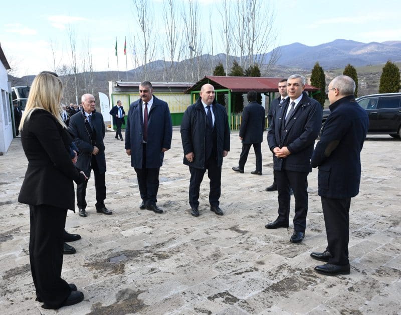 Xocavəndin Qırmızı Bazar qəsəbəsində yerləşən günəbaxan yağları zavoduna baxış keçirilib
