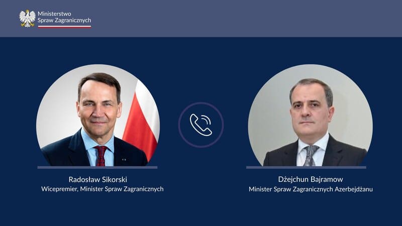 Ceyhun Bayramov Polşa XİN rəhbəri ilə telefon danışığı aparıb