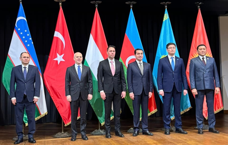 Hikmət Hacıyev TDT liderlərinin diplomatik köməkçilərinin toplantısında iştirak edib