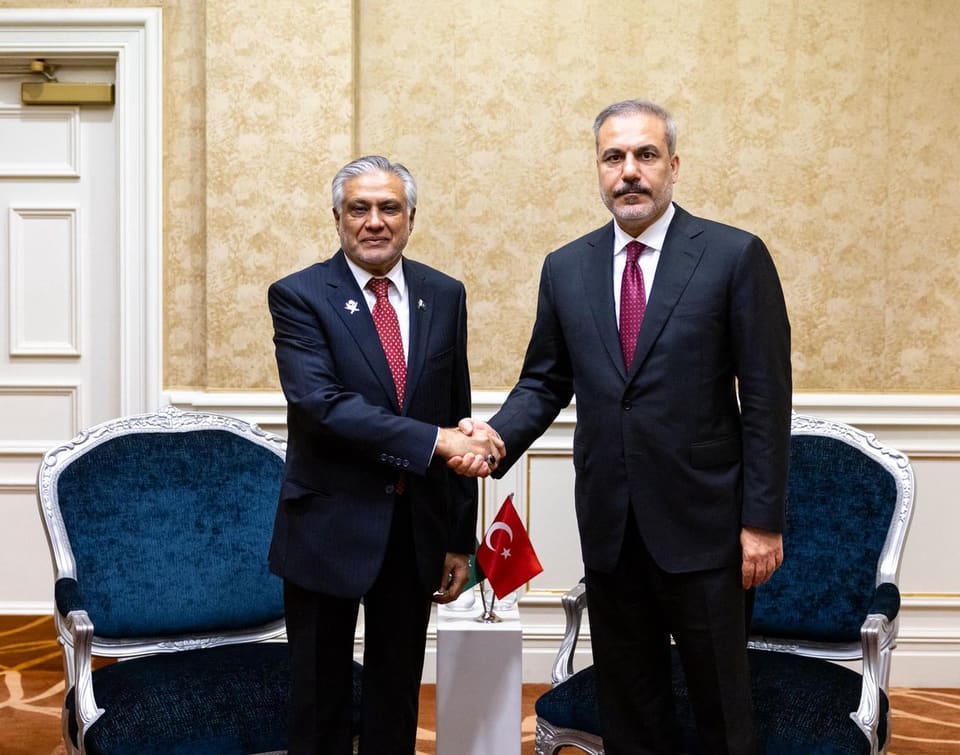 Hakan Fidan Pakistana gedib