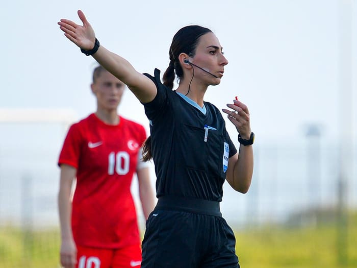 Azərbaycanlı FİFA referisi 3 oyuna təyinat aldı