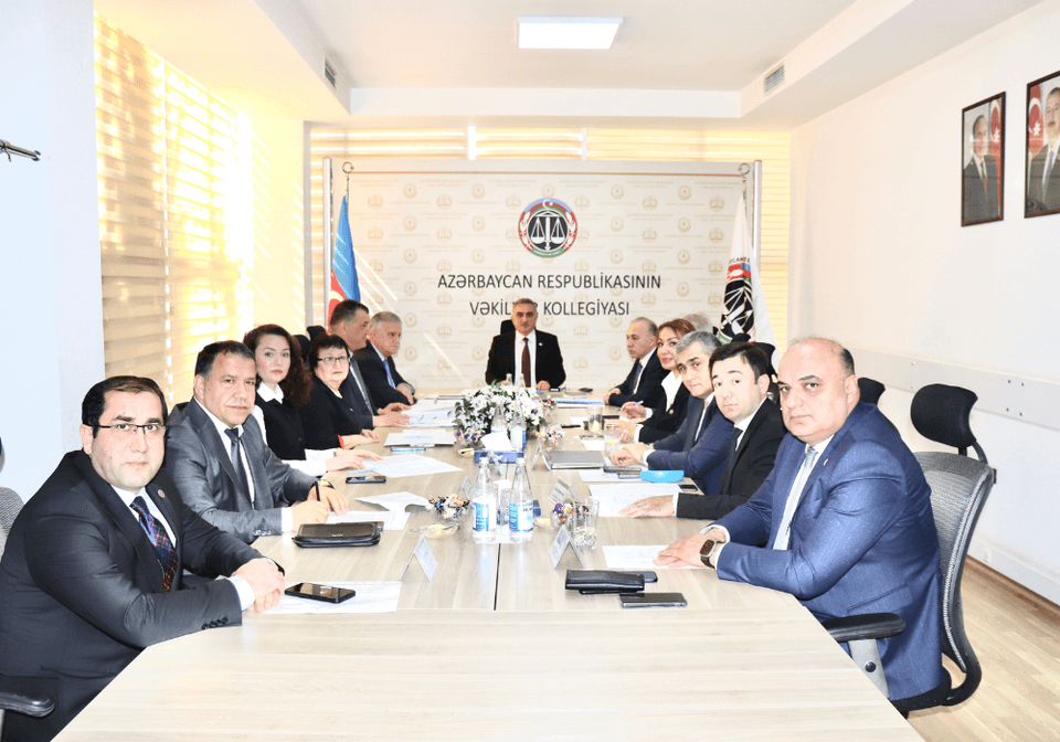 Vəkillər Kollegiyasından bir vəkil xaric edilib