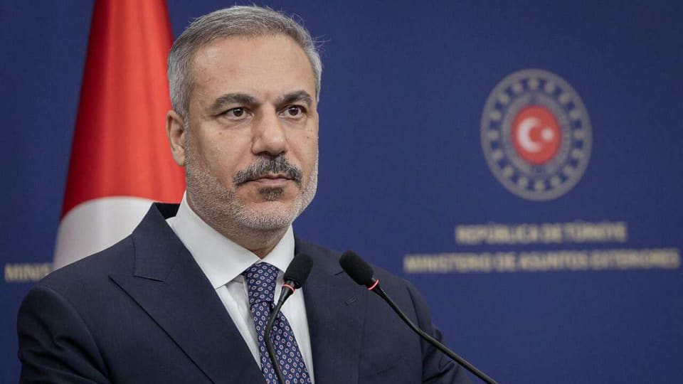 Türkiyə XİN başçısı: Hörmüzdən sərbəst və maneəsiz keçid təmin edilməlidir