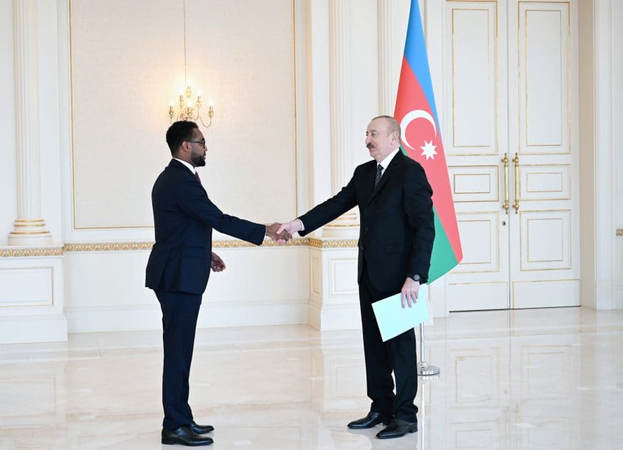 Prezident Somalinin yeni səfirini qəbul edib - YENİLƏNİB