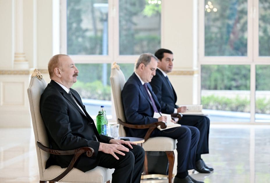 Prezident İlham Əliyev Esvatininin yeni səfirini qəbul edib - YENİLƏNİB