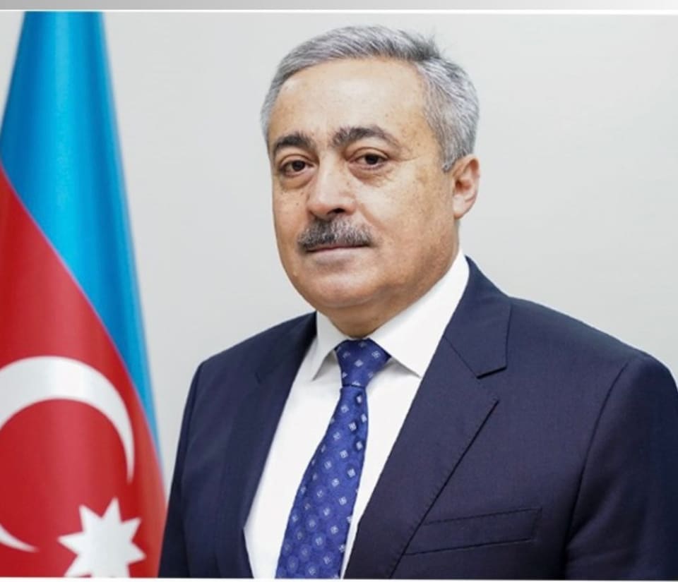 Tanınmış professor Hikmət İbrahimli vəzifəsindən ayrılıb