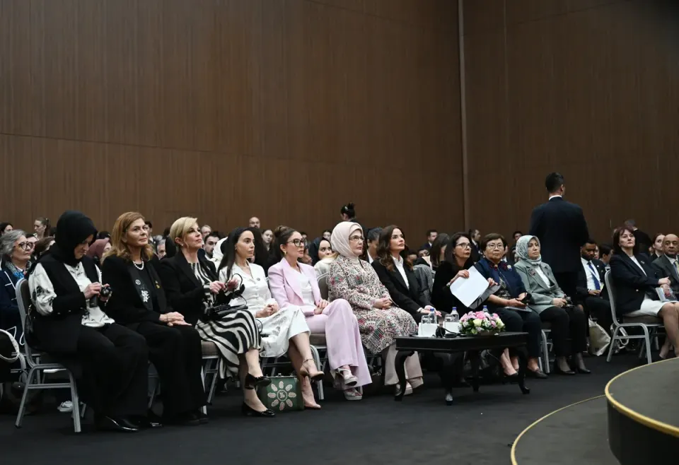 Mehriban Əliyeva Antalyada Fələstinə həsr olunan tədbirdə iştirak edib - FOTOLAR