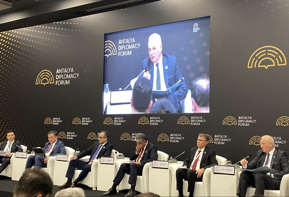 Şahin Mustafayev: Bakı Türkologiya Qurultayında Türk dünyasının gələcəyi baxımından mühüm qərarlar qəbul edilib