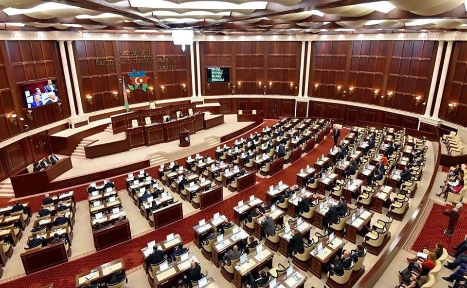 Milli Məclisin yaz sessiyası çərçivəsində növbəti iclası keçirilir
