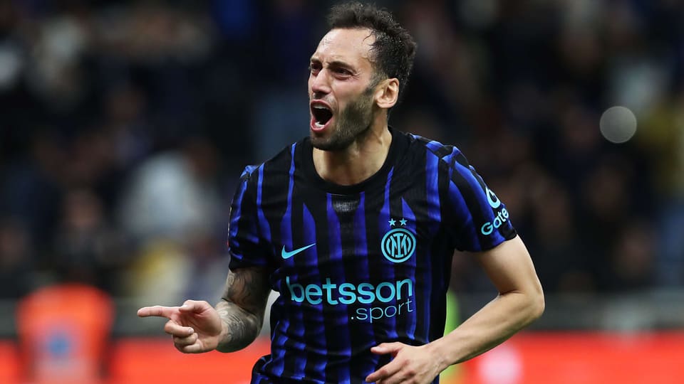 KİV: Hakan Çalhanoğlu 2026/27 mövsümündə də "İnter"də qalacaq