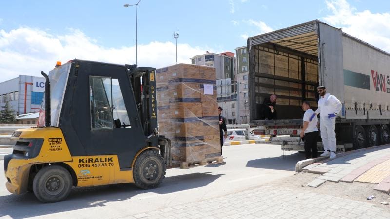 Türkiyə İrana humanitar yardım göndərib