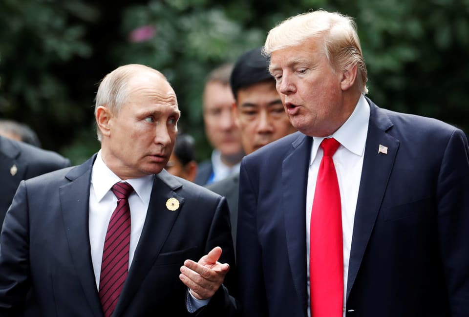 Tramp və Putin telefonla danışıb
