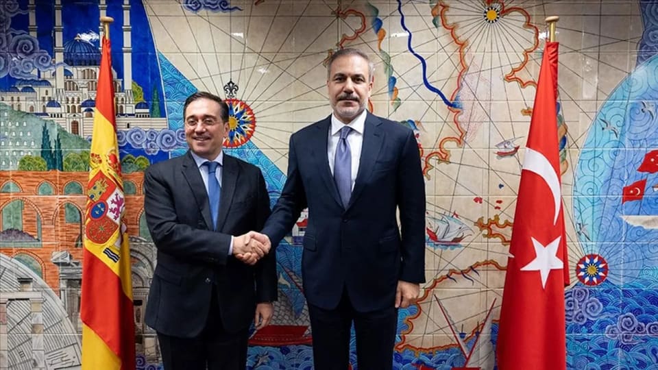 Türkiyə və İspaniya XİN başçıları İsrailin humanitar missiyaya müdaxiləsini müzakirə edib