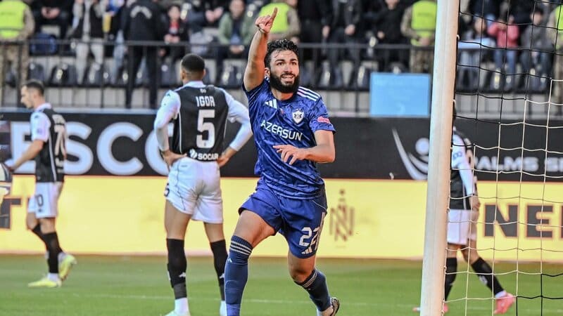 Premyer Liqa: "Neftçi" "Qarabağ"a qarşı 