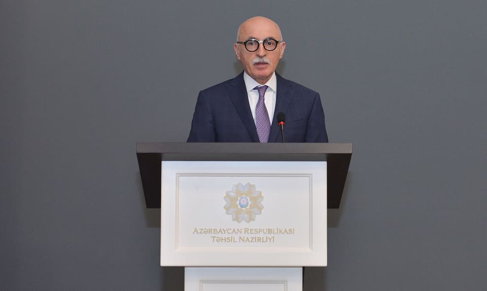 Nazir müavini: Hazırda ölkədə məktəblərin 63 faizinin internetə qoşulmaq imkanı var