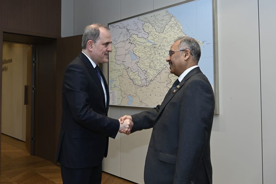 Ceyhun Bayramov D-8 İqtisadi Əməkdaşlıq Təşkilatının baş katibi ilə görüşüb