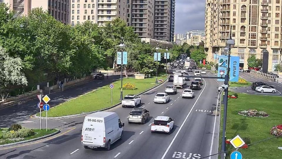 Bakıda hazırda sıxlıq müşahidə olunan yollar açıqlanıb