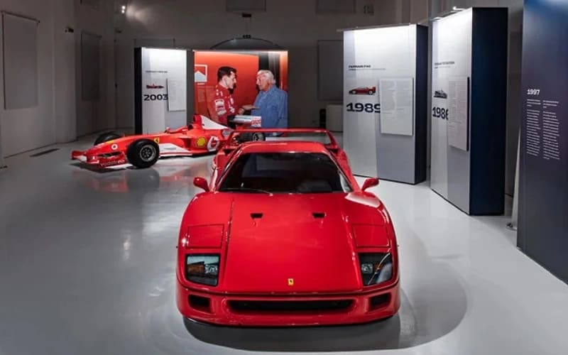 Ferrari rəsmi olaraq ilk elektrik avtomobilini təqdim edib