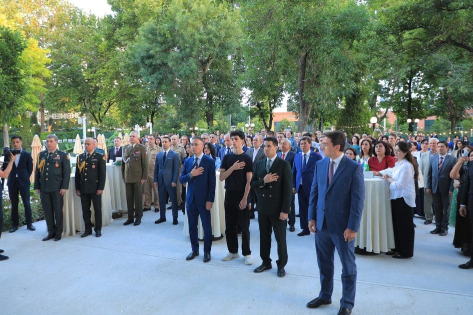 Azərbaycanın Müstəqillik Günü münasibətilə Daşkənddə rəsmi qəbul təşkil edilib