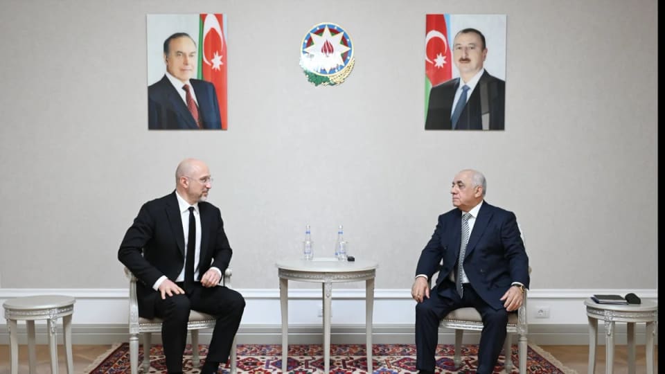 Əli Əsədov Denis Şmıqal ilə görüşüb