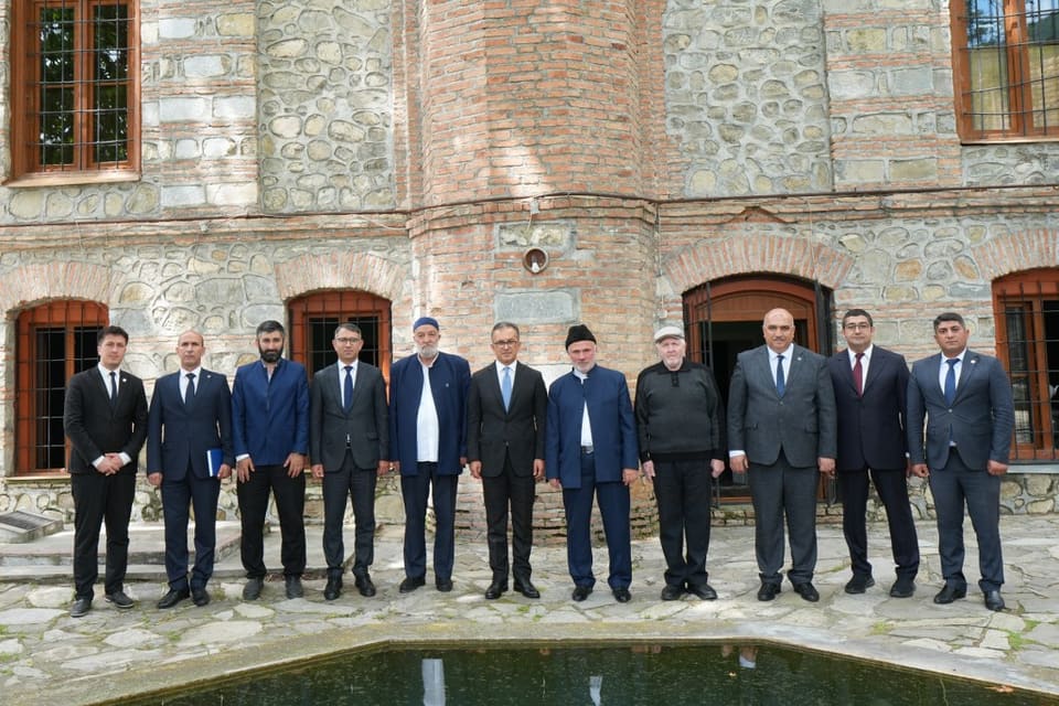 Dövlət Komitəsinin sədri Şəkidə dini icmaların nümayəndələri ilə görüşüb