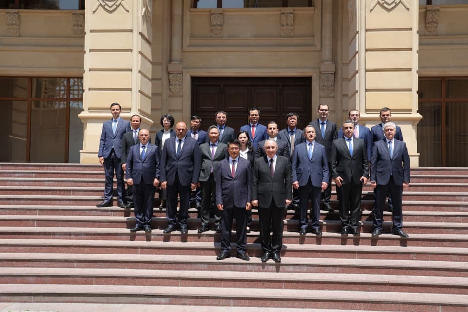 Vyetnamın Baş prokuroru Bakıya işgüzar səfərə gəlib