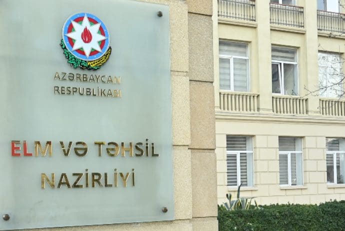 “Rəqəmsal məktəb”də şagirdlər üçün rəqəmsal tədris köməkçisi istifadəyə verilib