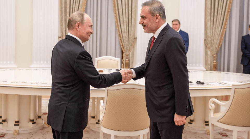 Vladimir Putin Hakan Fidanı qəbul edib