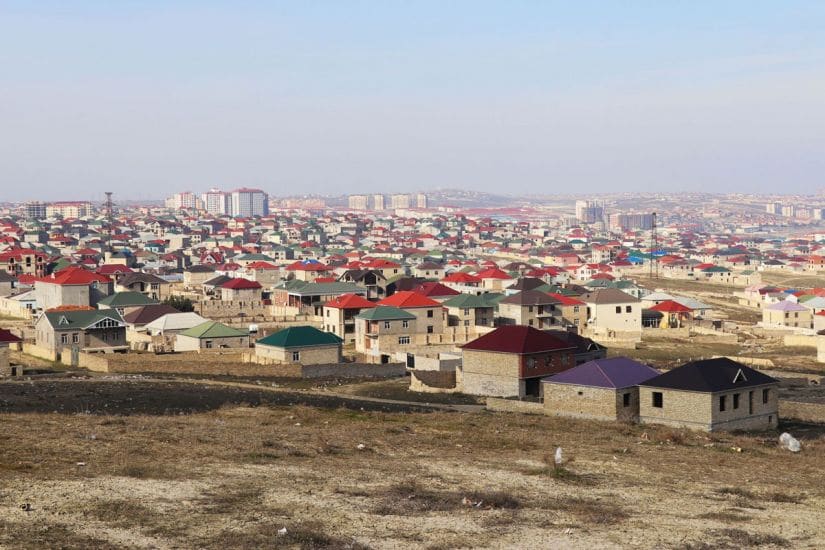 Azərbaycanda sənədsiz evlərə çıxarış verilməsi təklif olunur