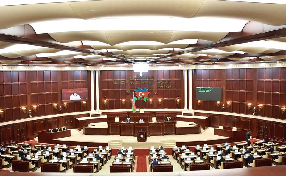 MM Azərbaycanla Ekvador arasında viza tələbinin ləğvini ratifikasiya edib