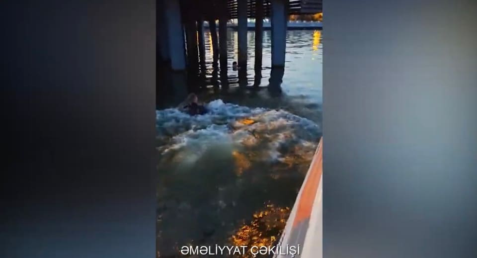 Bakıda gənc dənizdə batma təhlükəsindən xilas edilib