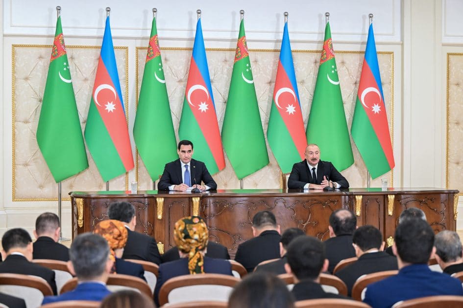 Azərbaycan və Türkmənistan prezidentləri mətbuata bəyanatlarla çıxış ediblər YENİLƏNİB 