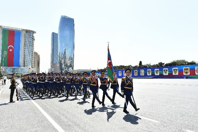 Sabah Bakının mərkəzi küçələrində hərbi yürüşlər təşkil olunacaq