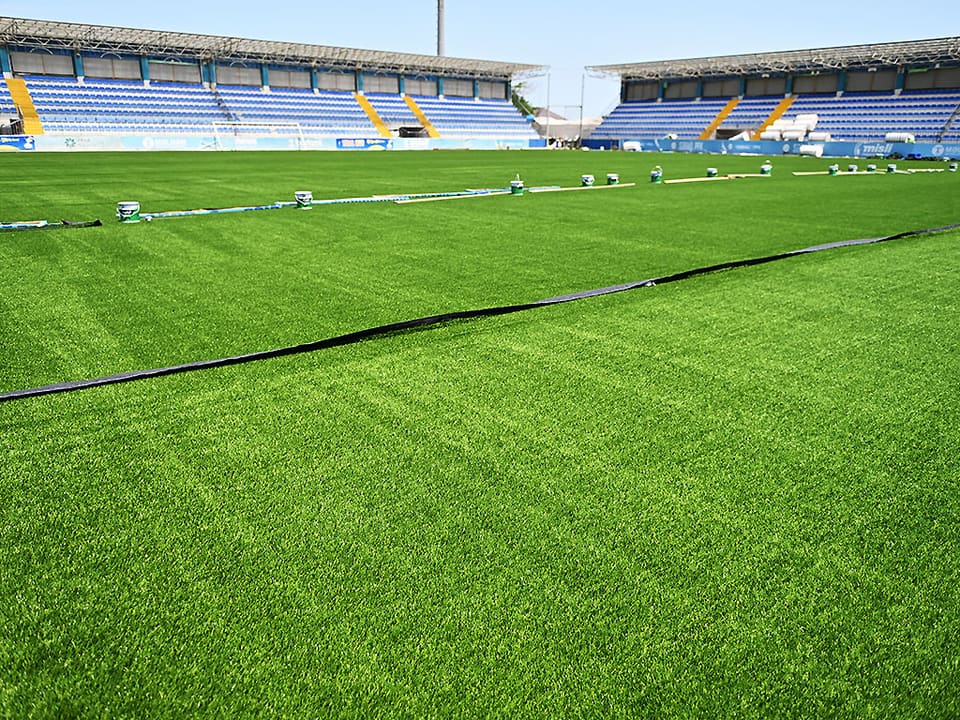 Bayıl stadionunda yenidənqurma işləri davam edir - FOTOLAR