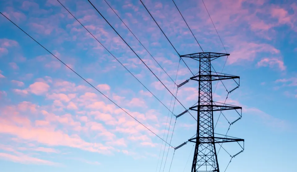 Azərbaycandan elektrik enerjisinin ixracı 2,9 dəfə azalıb, idxalı artıb