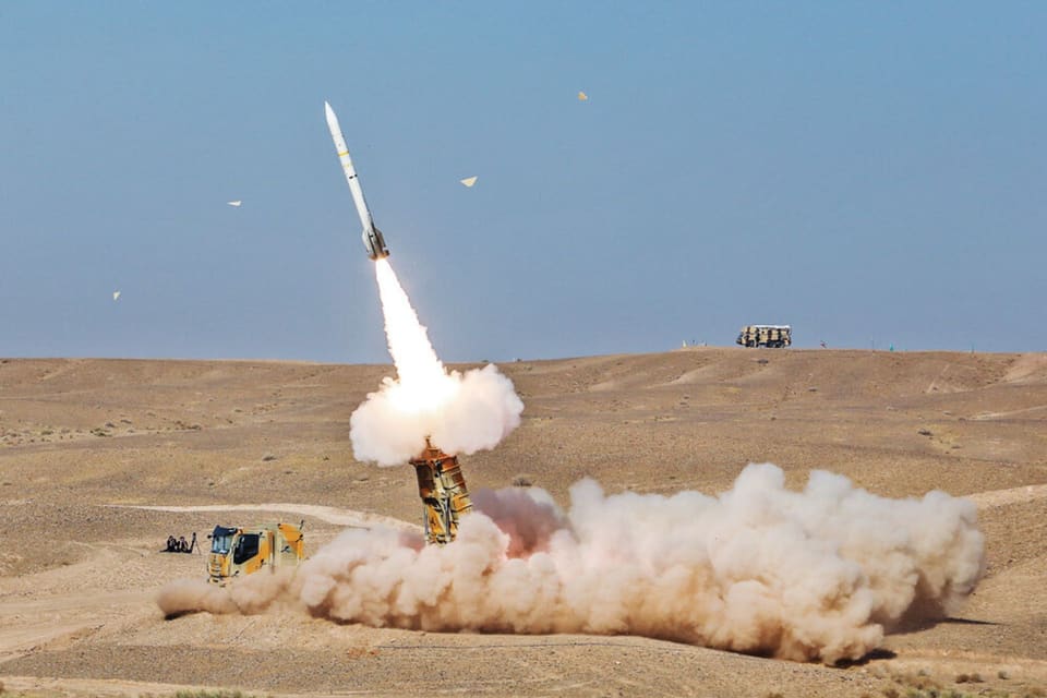 İran ABŞ-nin Bəhreyn və İordaniyadakı bazalarına zərbələr endirib